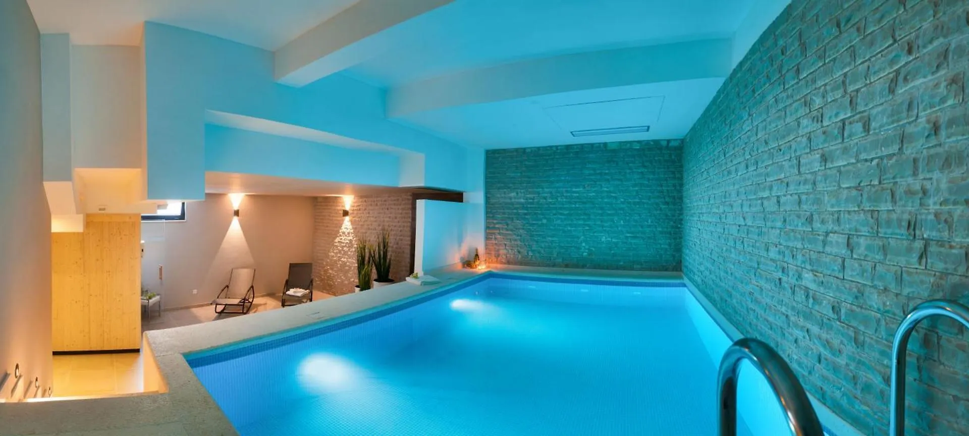 Villa With 2 Pools, And Sauna Sunce